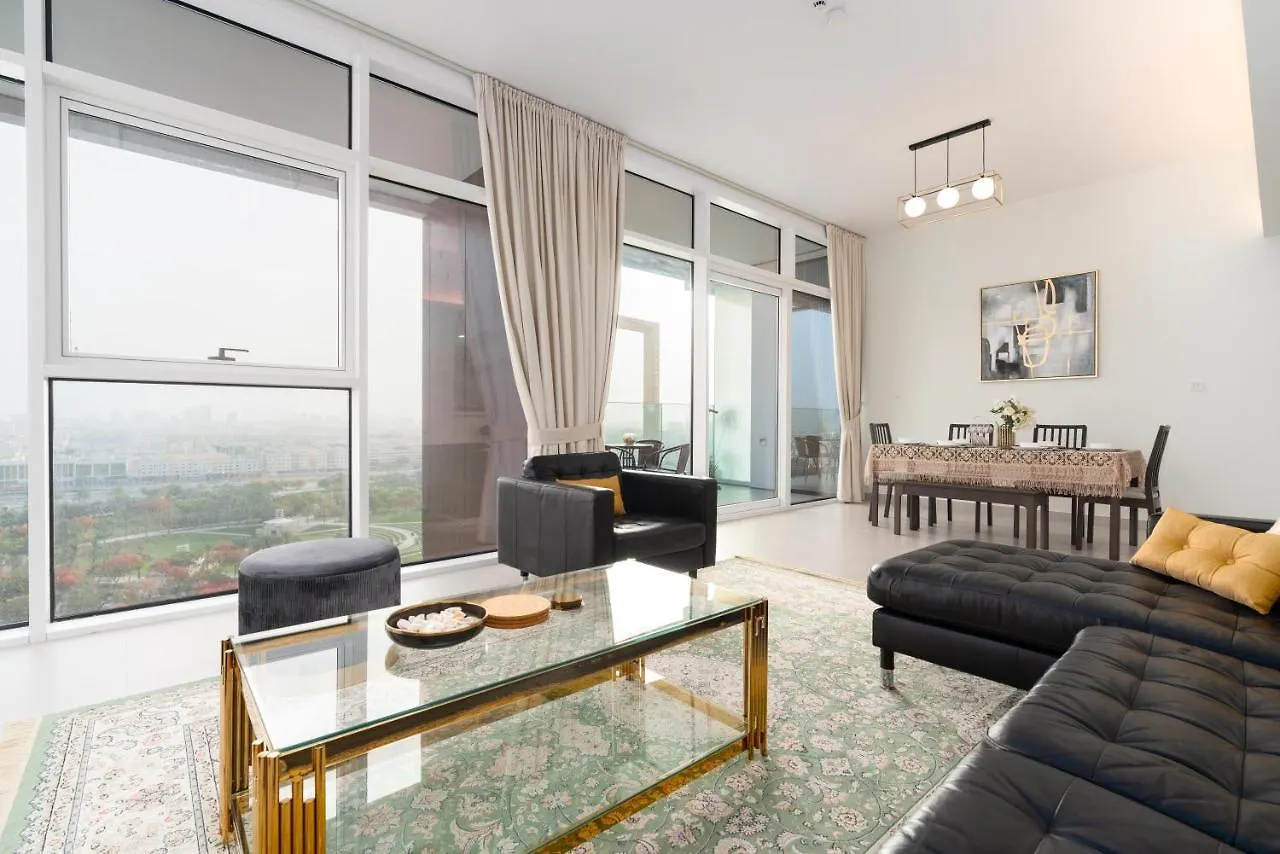 דירה דובאי Ultimate Stay - 3 Beds - Scenic Panoramic Views - Right At Metro Station - 5-10Min To Sea, Burj Khalifa, Old Town, Downtown - 15Min From Airport איחוד האמירויות הערביות