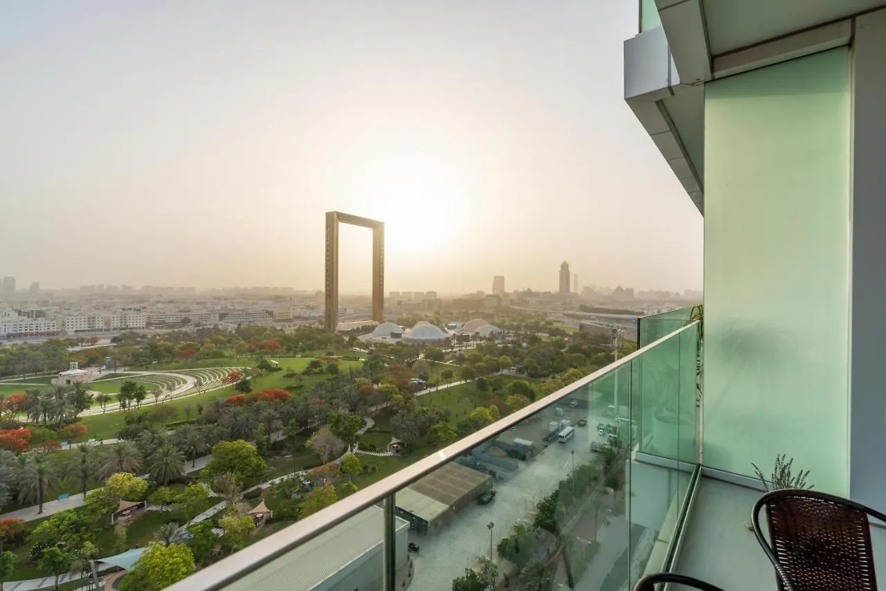 דובאי Ultimate Stay - 3 Beds - Scenic Panoramic Views - Right At Metro Station - 5-10Min To Sea, Burj Khalifa, Old Town, Downtown - 15Min From Airport איחוד האמירויות הערביות