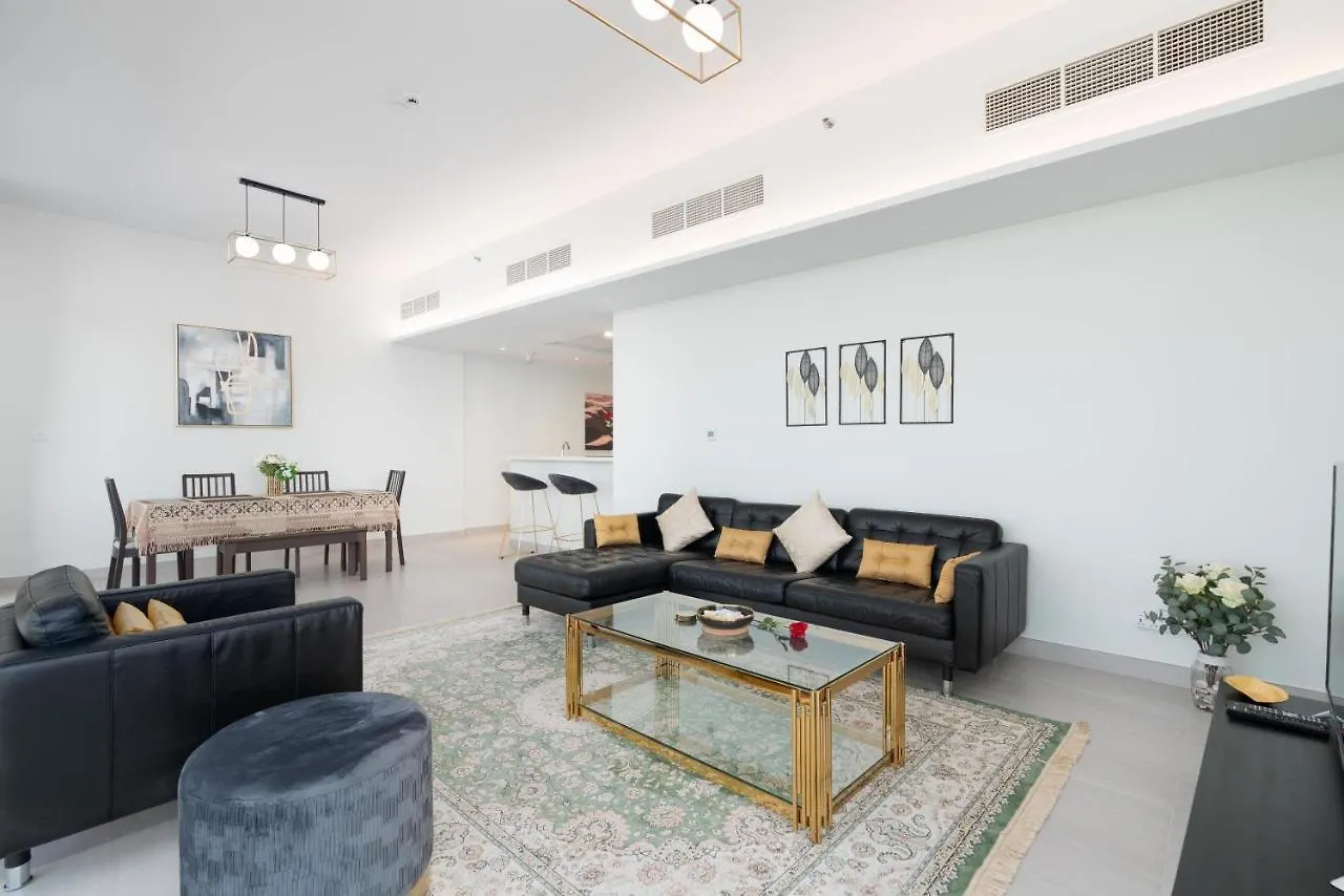 דירה דובאי Ultimate Stay - 3 Beds - Scenic Panoramic Views - Right At Metro Station - 5-10Min To Sea, Burj Khalifa, Old Town, Downtown - 15Min From Airport