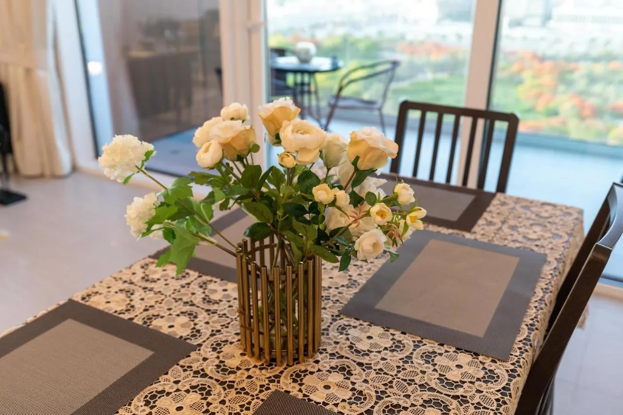 דובאי Ultimate Stay - 3 Beds - Scenic Panoramic Views - Right At Metro Station - 5-10Min To Sea, Burj Khalifa, Old Town, Downtown - 15Min From Airport דירה